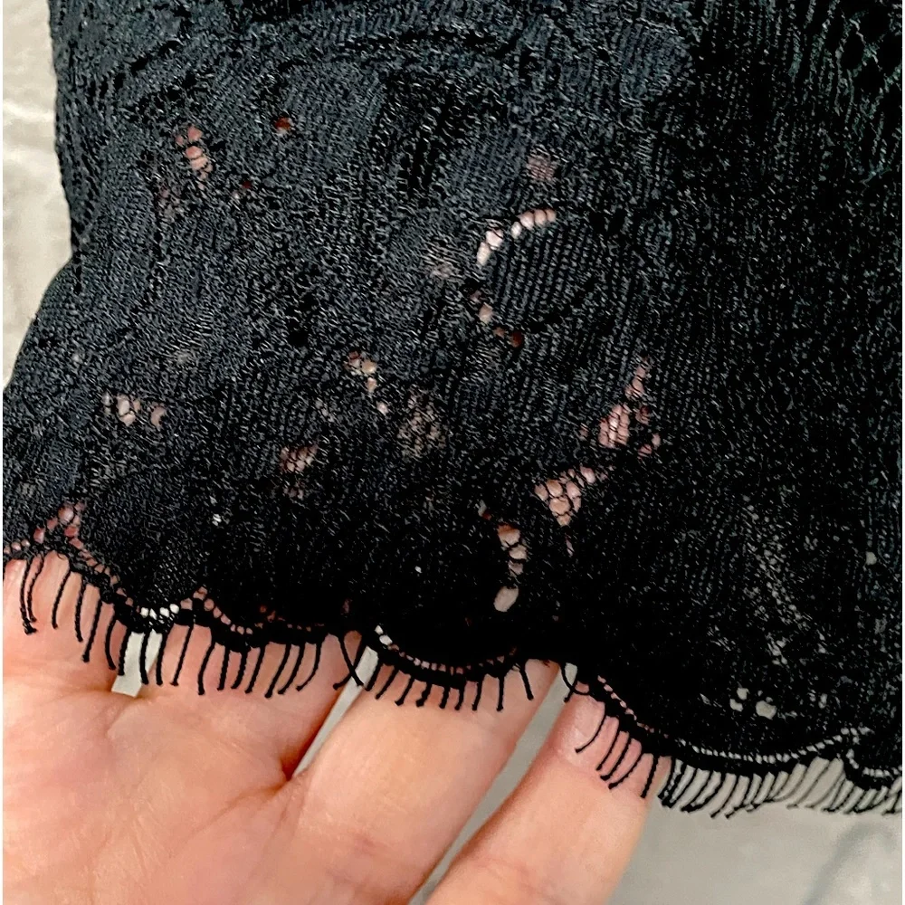 Lyssse  black floral lace pencil skirt  S